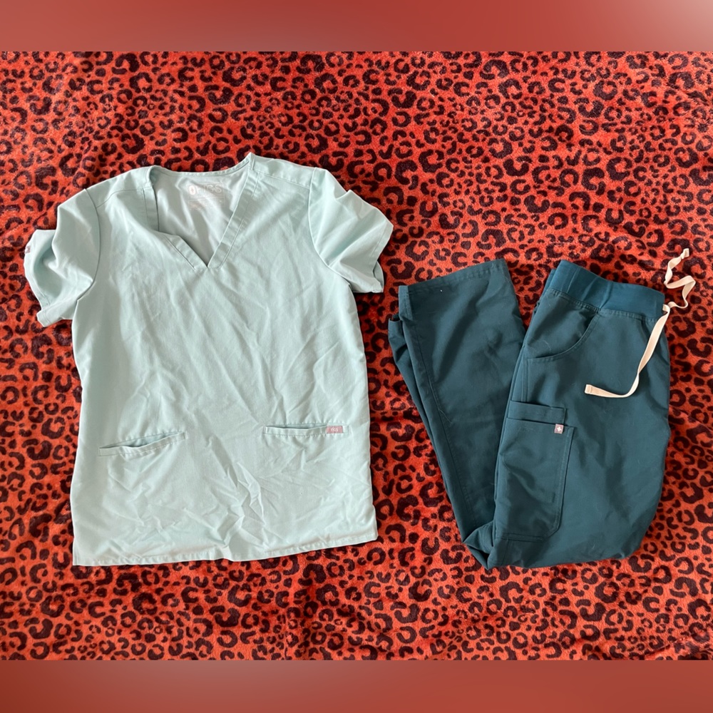 Seafoam green top + Dark Harbor bottoms FIGS scrub set. Both size medium.